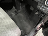 嬉しい純正フロアマット付き♪ 状態も良好です(^^♪