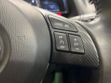 【クルーズコントロール】高速道路もラクラク走行。アクセルを離しても一定速度で走行ができ、長距離運転時の負担を軽減!加速・減速も簡単なスイッチ操作で調整できます。