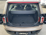 ◆LIBERALAは、輸入車選びの新たなスタイルを提案するインポート・セレクト・ブランドです。オーナー様となる方がクルマから直接感じる感性を第一にした、最良の一台との出会いをコーディネートいたします。