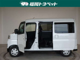 両側パワースライドドア付きだから、狭い駐車スペースなどでの 乗り降りラクラク!小さなお子さまのいるご家庭には嬉しい装備。