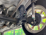 お車を安心してお乗りいただく為には、足回りの定期点検が欠かせません。サービスサポート(有償保証)では無料点検もご提供しており、安心のカーライフをお過ごしいただけるサポート体制が整っています。