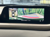 【360&deg;ビューモニター】専用のカメラにより、上から見下ろしたような視点で360度クルマの周囲を確認することができます☆死角部分も確認しやすく、狭い場所での切り返しや駐車もスムーズに行えます。
