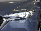 【LEDヘッドライト】省電力で長寿命の明るく運転しやすいLEDヘッドランプです。明るく照らすので暗い夜道からお客様を守ってくれます。お近くの広島マツダまでお越しください。