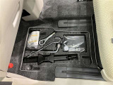 【パンク修理キット剤】こちらのお車にはパンク修理キット剤ついております♪