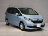 『ACC(車両追随機能)』で、予め設定した速度内で自動でスピードを調整。高速道路などの運転の時には、常に一定の車間距離を保つことができ、安全な運転と快適なドライブをサポートしてくれます。