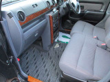 純正フロアマット!ネイキッド名入って、おしゃれです。運転席、助手席ともにシミ、汚れ、破れ等なし。良好状態です。