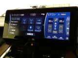 【オーディオ選択画面】AM/FMの切替や、交通情報もこちらの画面から選択できます。