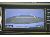 バックガイドモニターで、後方を確認しながら安心して駐車することができます。運転初心者も熟練者も必須の機能ですよ!