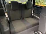 高品質なオリジナルフロアマットもオプションにてご用意しております。お好きなデザインやカラーをお車に合わせて選んでいただくことができます♪