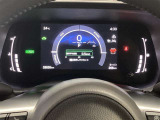 見やすいメーターレイアウトで運転をサポート!
