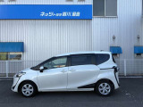 スライドドアで乗り降り楽々