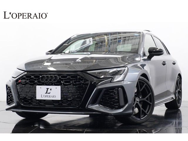 アウディ RS3スポーツバック 