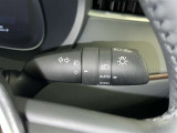 【オートライト】車外の明るさに応じて自動的にライトの点灯・消灯をしてくれます