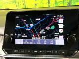 【メーカー純正ナビ】インテリアに溶け込むスタイリッシュな「専用設計」メーカーナビを装備♪視認性や操作性など基本性能にも優れ、より上質なカーライフをお楽しみいただけます。