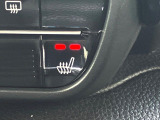 ★【シートヒーター】ボタン一つで座面を暖めてくれるシートヒーター☆長時間の運転も腰の疲れを軽減してくれます♪冬場にも嬉しい装備ですね