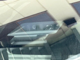 【トヨタセーフティセンス】走行中に前方の車両等を認識し、衝突しそうな時は警報とブレーキで衝突回避と被害軽減をアシスト。より安全にドライブをお楽しみいただけます。