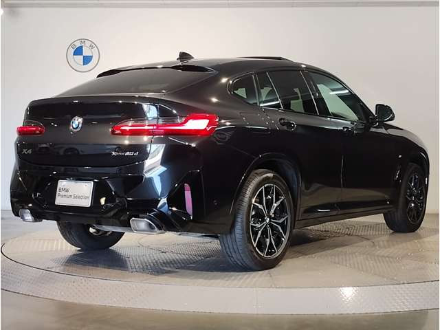 BMW X4 xドライブ20d Mスポーツ 4WD の中古車詳細 (26,000km, ブラック