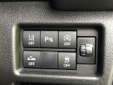 【車線逸脱警報】道路上の白(黄)線を認識し、意図せず走行中の車線からはみ出しそうになった時、メーター内の警告灯とブザーで注意喚起してくれる安心・安全機能です♪