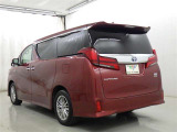 沢山乗れるのがこの車の魅力!2台で移動しないと・・・なんて時もこの車なら1台で!大活躍です♪