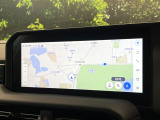【12.3インチワイドナビ】高級感とインパクトのある大型ワイドナビを装備。各種オーディオ操作はもちろん、横長ワイド画面でのマップ2分割表示など、利便性も高いナビです♪