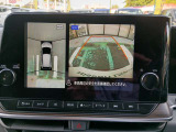 車を真上から画面で確認出来るアラウンドビューモニター♪画面を見ながら車庫入れが非常に楽になります!