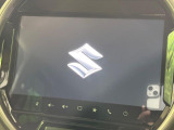 【メーカー純正ナビ】インテリアに溶け込むスタイリッシュな「専用設計」メーカーナビを装備♪視認性や操作性など基本性能にも優れ、より上質なカーライフをお楽しみいただけます。