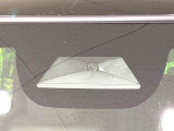 【ホンダセンシング】走行中に前方の車両等を認識し、衝突しそうな時は警報とブレーキで衝突回避と被害軽減をアシスト。より安全にドライブをお楽しみいただけます。
