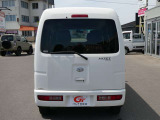 清潔感と高級感を兼ね備えたホワイトの車体色です。掲載情報以外にも気になる点がございましたら、お気軽にお問い合わせください!