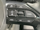【レーダークルーズコントロール】高速道路での長距離走行が楽に!!自動で速度を保つクルーズコントロールが、衝突軽減システムと連携し、前方の車両を感知して車間を保つように速度調節してくれます!!