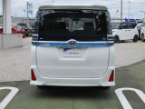 自動車任意保険・au 新規・機種変更やTS3カードも取り扱っております。auのデータ移行は無料で行って居ります。