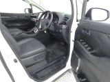 【禁煙車の定義】当店の定義・・・☆タバコ臭くない事☆コゲがない事☆灰皿等の喫煙器具が未使用の事 以上3項目をクリアした場合【禁煙車】と表示します。(現状を表しています。過去の事は、断定できません。)