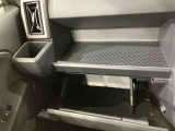 弊社では、お車を納車してからが本当のお付き合いのスタートだと思っています。お客様に頼りにされる「お店」を目指しています!