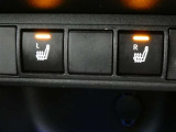 運転席と助手席には寒い時にうれしいシートヒーターが装備されてます。
