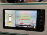 【パノラマモニター】車両周囲を上から見下ろしたような映像を表示。正確なモニタリングが可能になり、駐車時・幅寄せをアシストします!