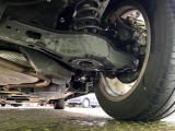 お車を安心してお乗りいただく為には、足回りの定期点検が欠かせません。サービスサポート(有償保証)では無料点検もご提供しており、安心のカーライフをお過ごしいただけるサポート体制が整っています。