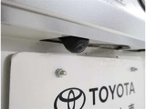 バックカメラが付いているので後方確認が非常にしやすいです。今や運転初心者も熟練者も必須装備!ついていて損はないですね♪