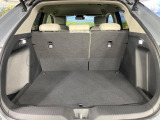 普段のお買い物や通勤、送迎等に十分な荷室スペースを確保しております。セカンドシートを倒すと、大きな荷物の積載も可能です♪