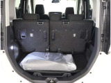 広々としたラゲージスペースを備えています。大きなものや長さのある荷物もしっかりと積み込めます。
