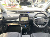 プリウス 1.8 S セーフティ プラス ツートーン 