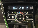車内空調は&rdquo;AUTOエアコン&rdquo;にお任せ。運転に集中出来ますよ!