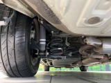 お車を安心してお乗りいただく為には、足回りの定期点検が欠かせません。サービスサポート(有償保証)では無料点検もご提供しており、安心のカーライフをお過ごしいただけるサポート体制が整っています。