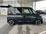 バックドアが開くので荷物の積み下ろしがラクにできます