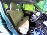 運転席シート廻りは使用感も少なく、良好な状態となっています。丁寧に使われていたことがよくわかりますね。