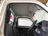 中古車販売に関する正しい知識を持ちお客様の信頼を得られるように努力しております。