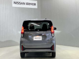 プライバシーガラスで夏場も涼しく、室内の保護にもなりますね!