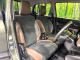 運転席シート廻りは使用感も少なく、良好な状態となっています。丁寧に使われていたことがよくわかりますね。