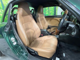 運転席シート廻りは使用感も少なく、良好な状態となっています。丁寧に使われていたことがよくわかりますね。