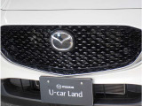【フロントレーダーセンサー】フロントレーダーセンサーから送信される電波が前方車や障害物に反射し、もどってきた電波を検知することで制御しています。