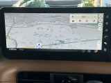純正ナビゲーションがあなたをしっかり目的地までサポートします。スマホのナビとは自車位置精度が違います。純正ナビなら保証も対象で安心です。