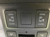 【両側パワースライドドア】スマートキーや運転席のスイッチで後席両側スライドドアの開閉が可能♪電動だから力を入れてドアを開ける必要が無く、小さなお子様でも簡単に開け閉めでき快適です♪